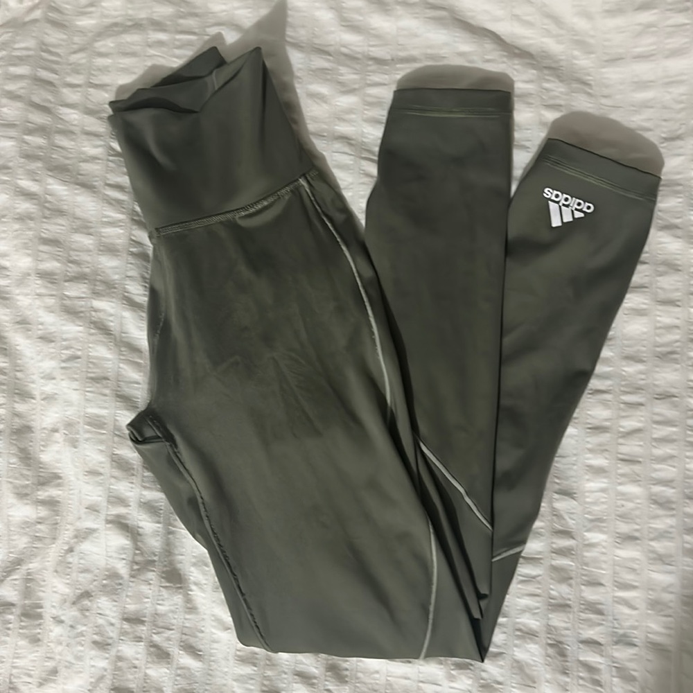 Adidas leggings